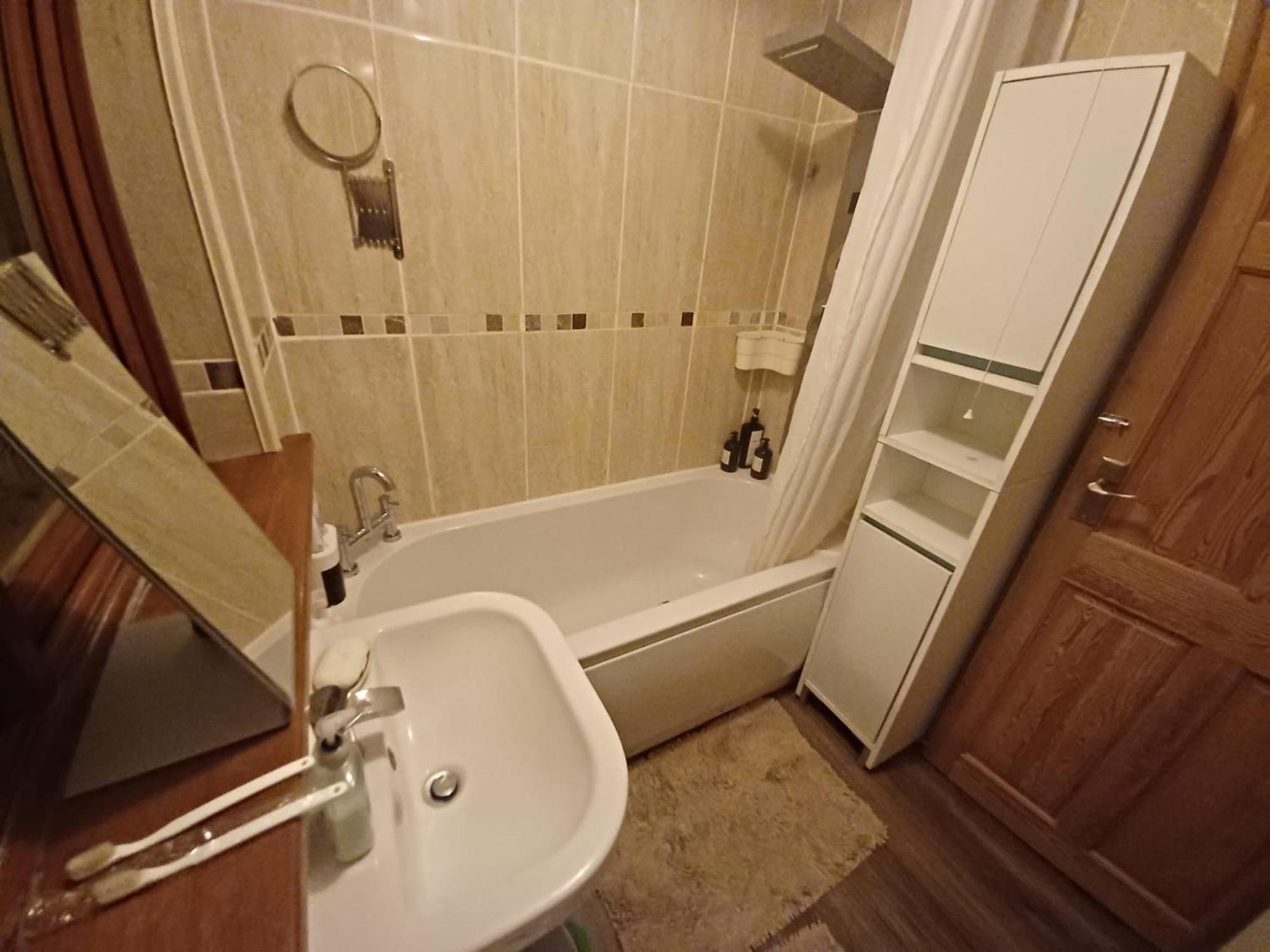 The Rushdon Apartment Grays Luaran gambar