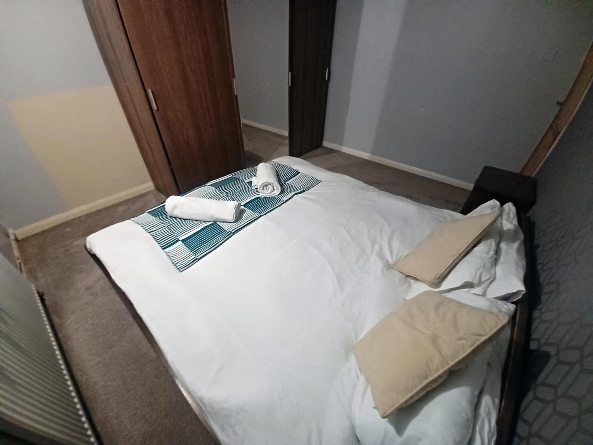 The Rushdon Apartment Grays Luaran gambar
